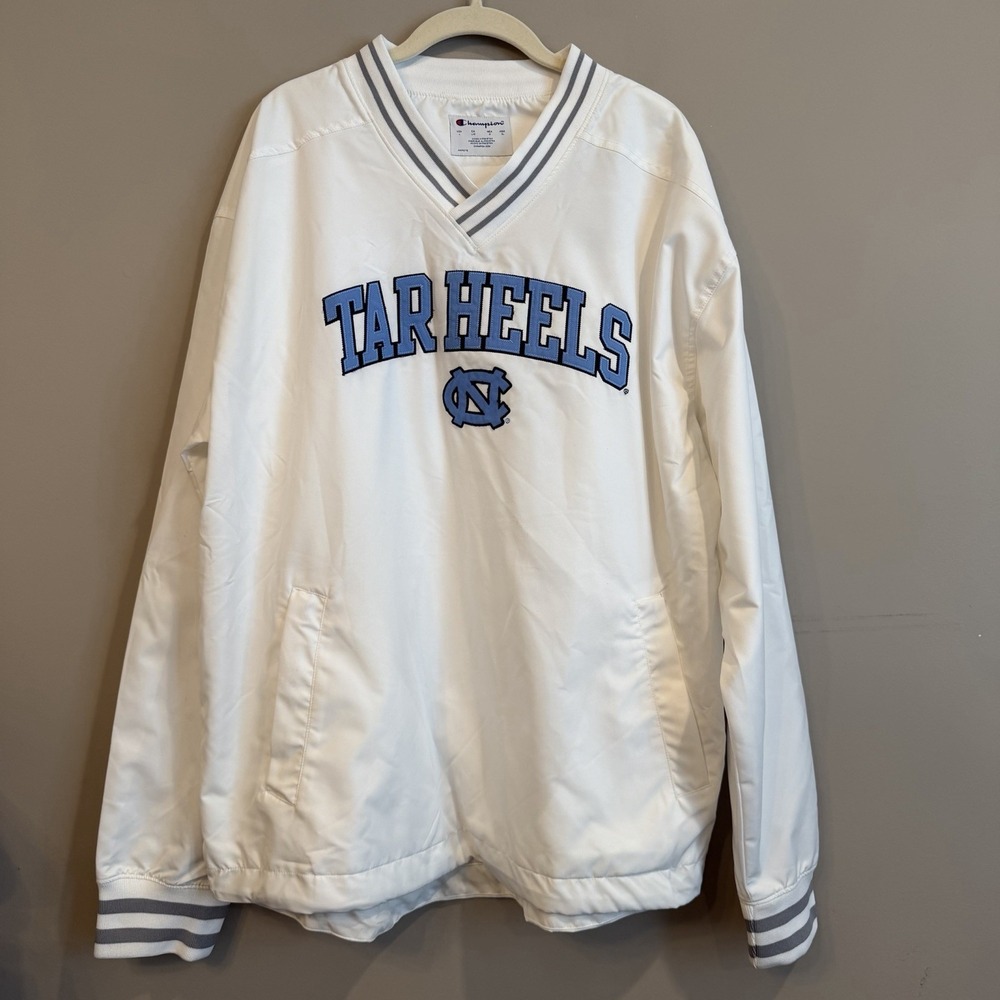 NEW North Caroline Tar Heels Champion Windbreaker White Large
